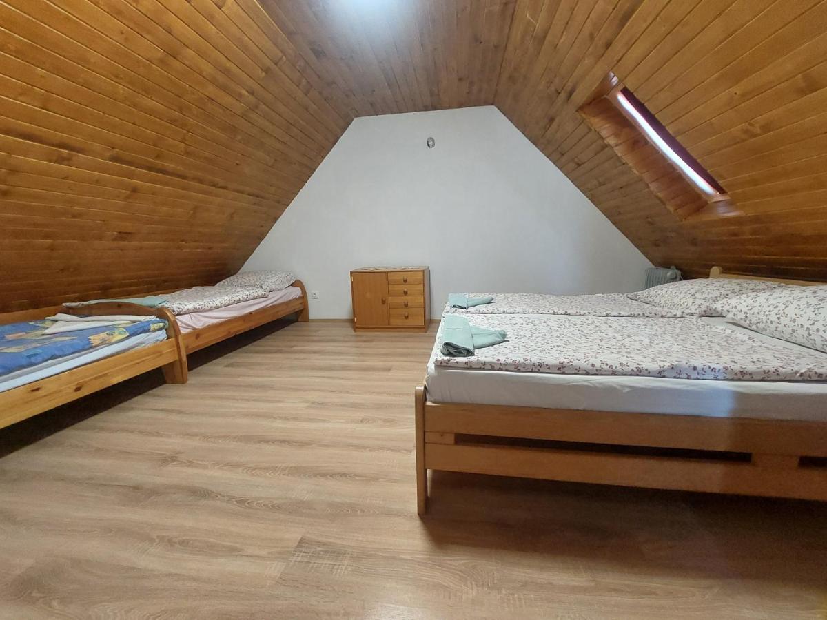 Orbán nyaralóház Vila Kovagoors Exterior foto